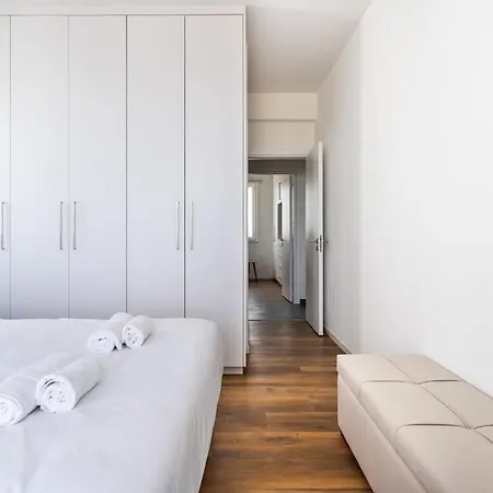 Apartmán 2br With Roof Livadhia